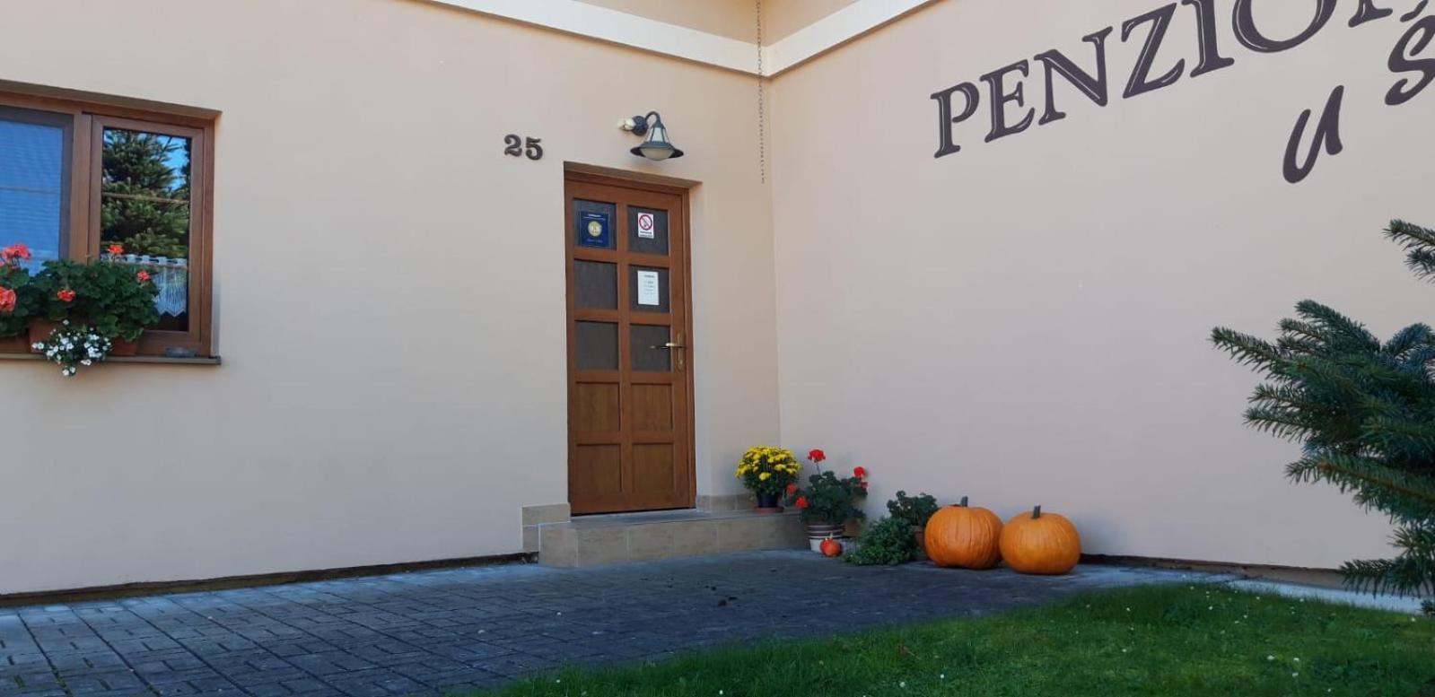 Penzion U Stoly Usilne Buitenkant foto