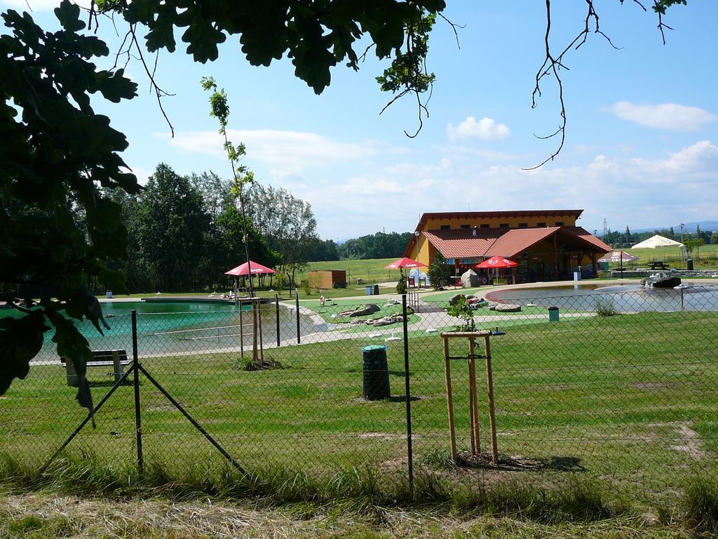 Penzion U Stoly Usilne Buitenkant foto